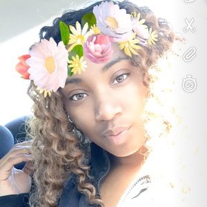 Meet your Posher, Jade